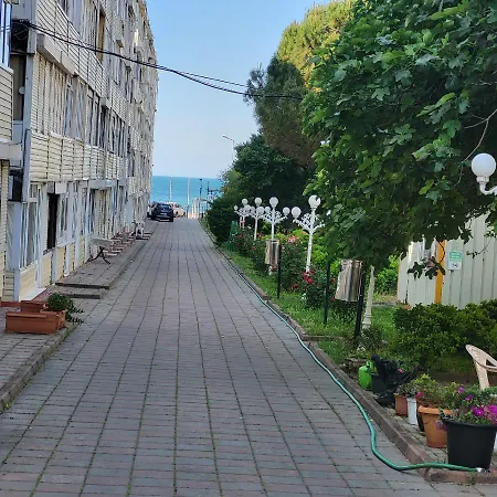 Pistachio Apartment Kumburgaz